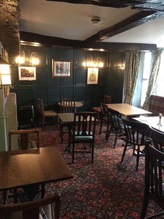 The Talbot Hotel Cleobury Mortimer 外观 照片