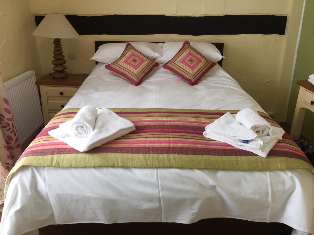 The Talbot Hotel Cleobury Mortimer 外观 照片