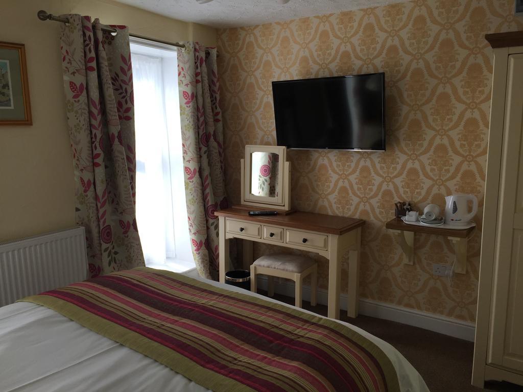 The Talbot Hotel Cleobury Mortimer 外观 照片