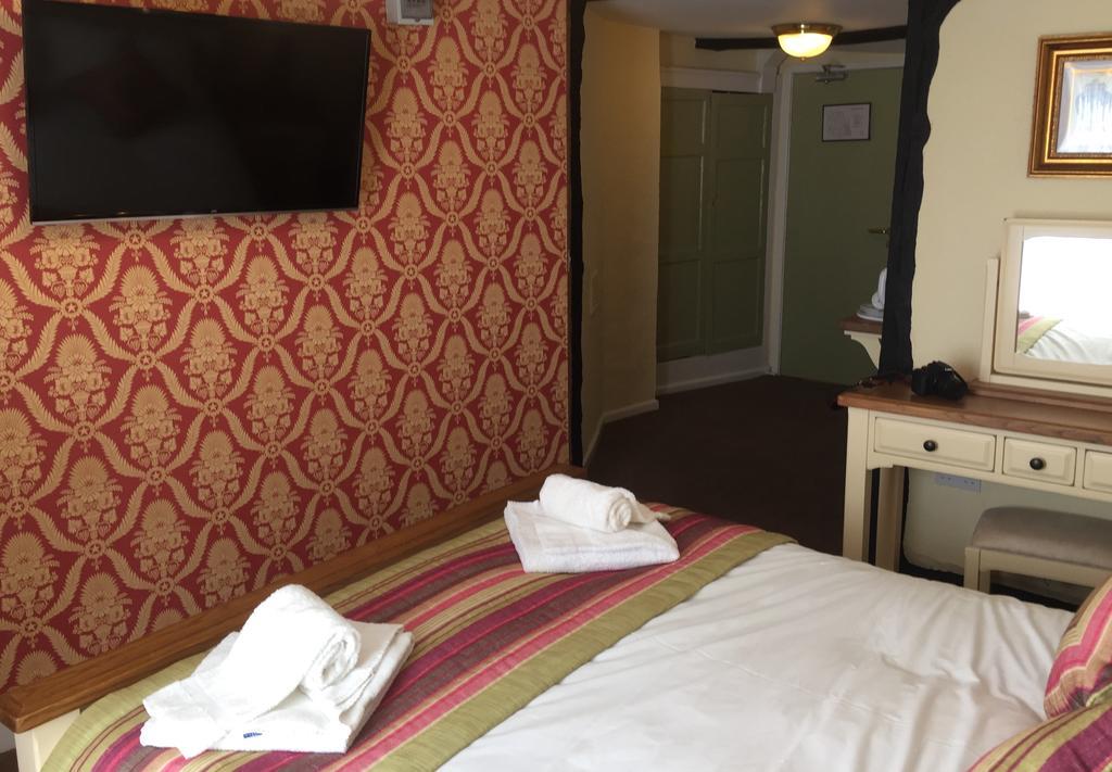 The Talbot Hotel Cleobury Mortimer 外观 照片