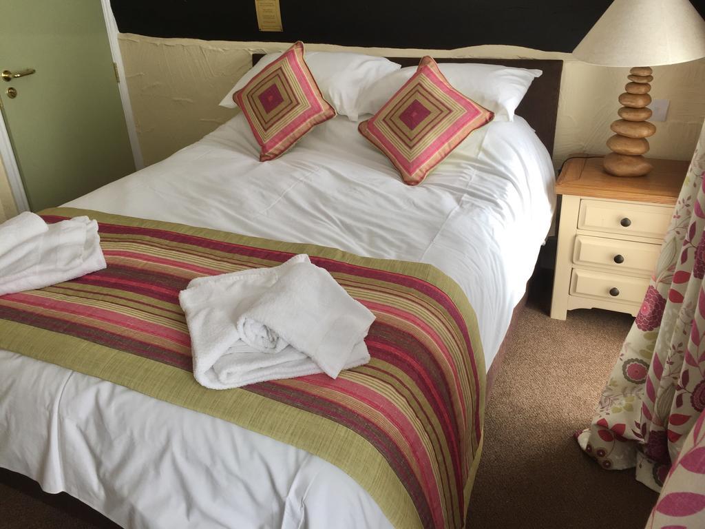 The Talbot Hotel Cleobury Mortimer 外观 照片