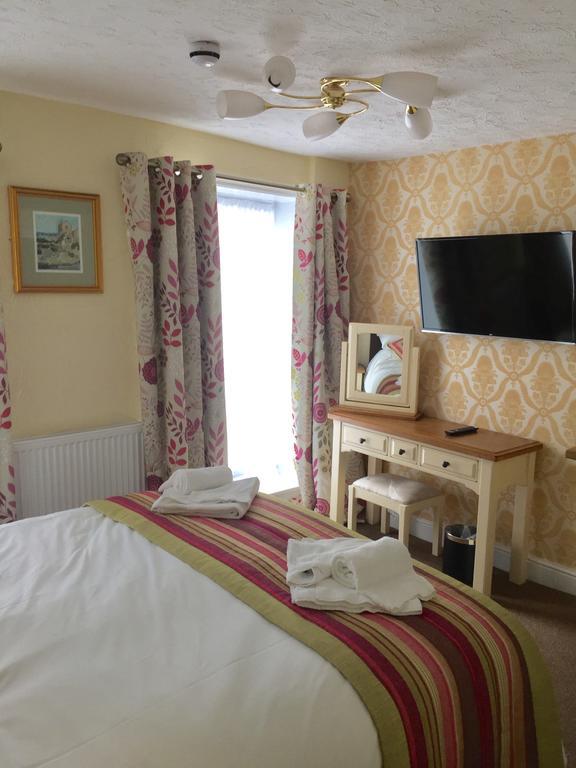 The Talbot Hotel Cleobury Mortimer 外观 照片
