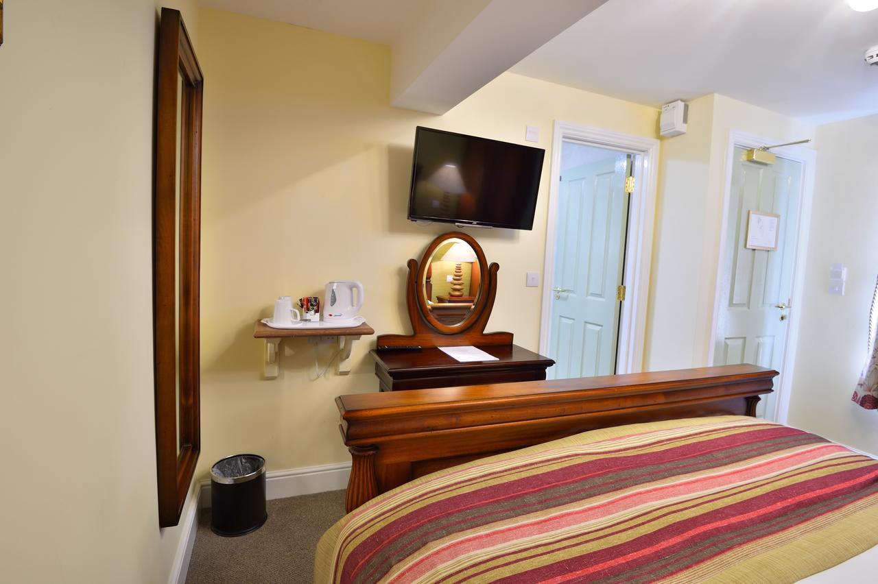 The Talbot Hotel Cleobury Mortimer 外观 照片