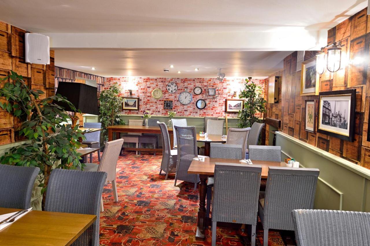 The Talbot Hotel Cleobury Mortimer 外观 照片