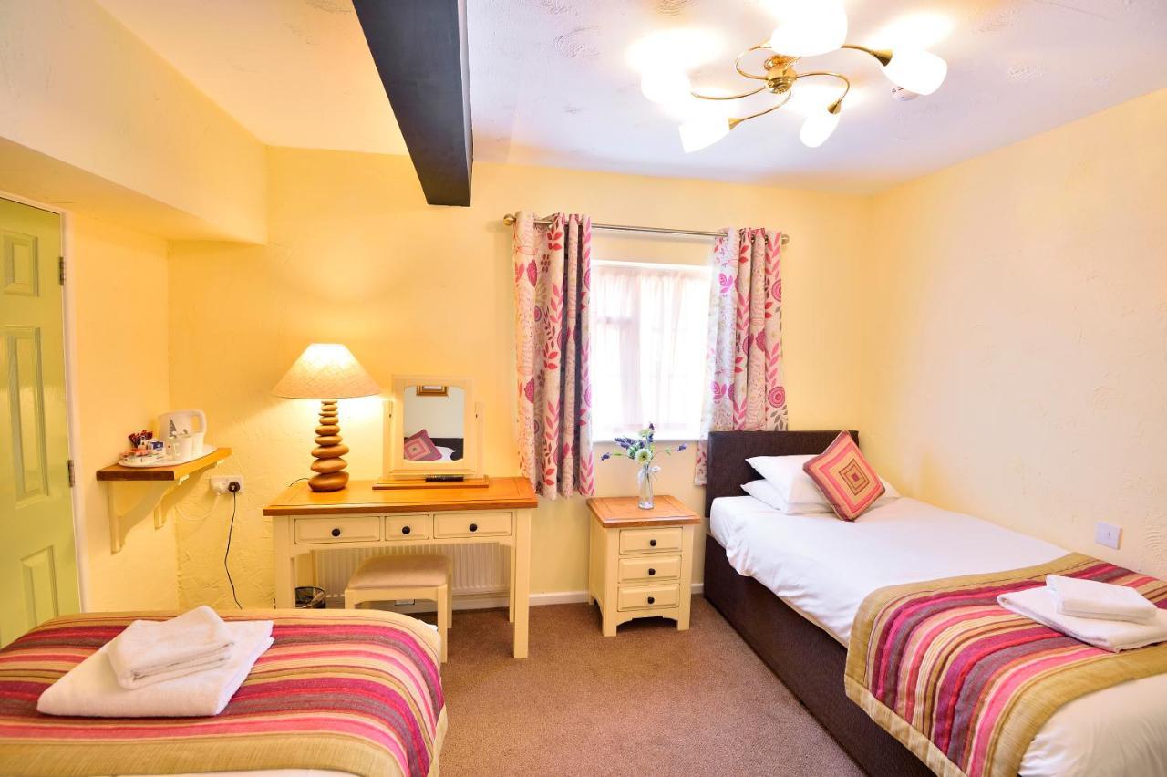 The Talbot Hotel Cleobury Mortimer 外观 照片