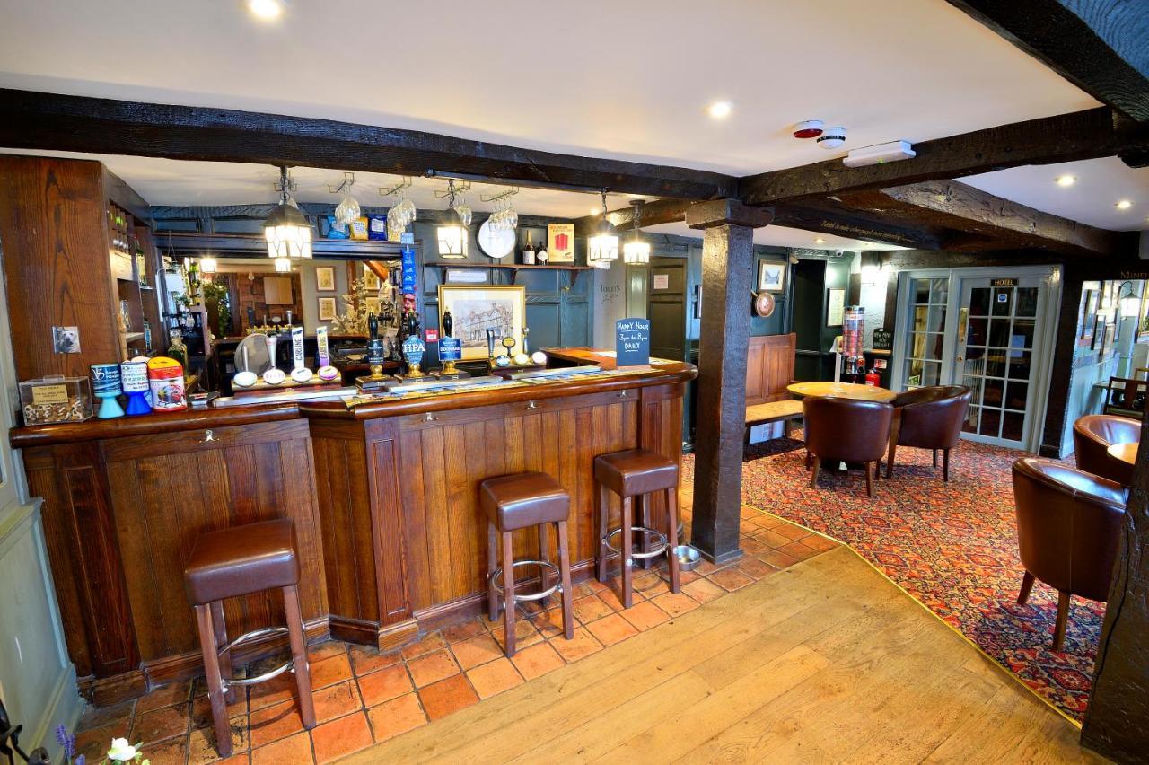 The Talbot Hotel Cleobury Mortimer 外观 照片