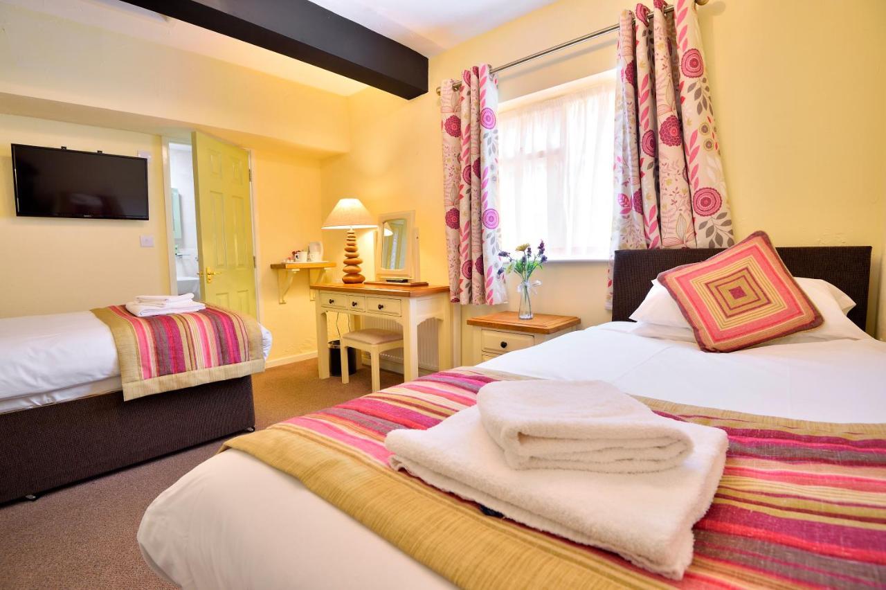 The Talbot Hotel Cleobury Mortimer 外观 照片